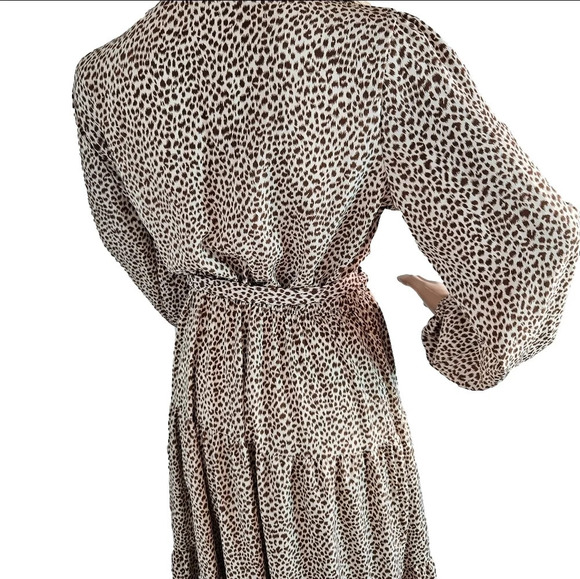 R. Vivimos Size M (8/10) Leopard Print Tiered Midi Dress - Picture 6 of 12